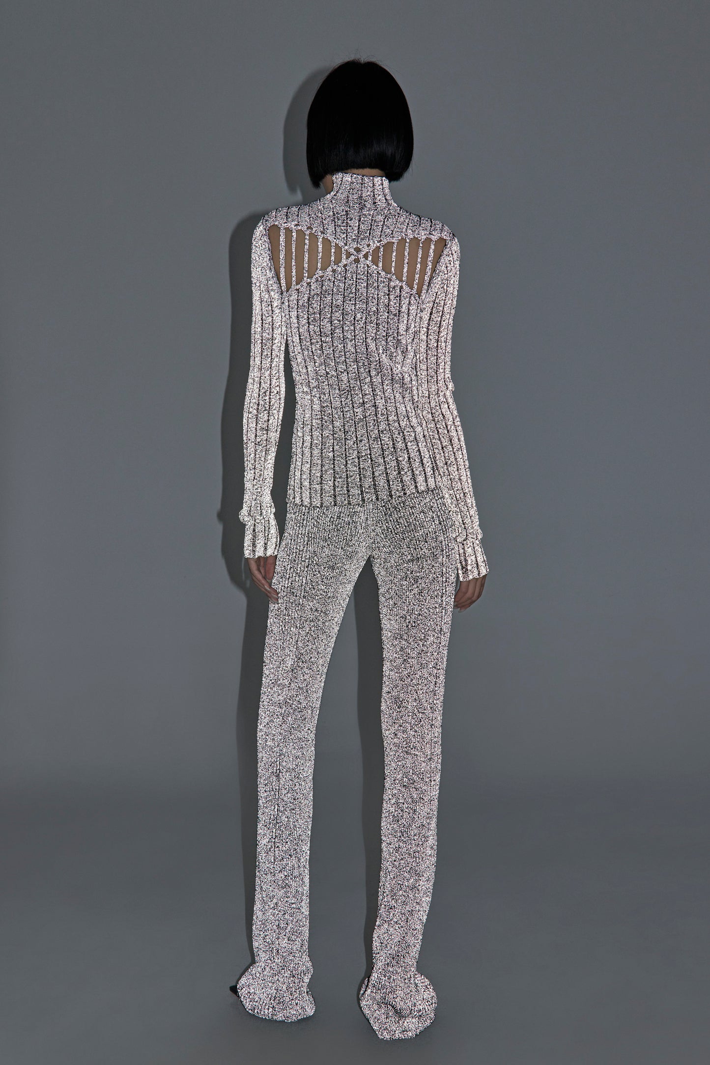 LIGHT REFLECTIVE RIBPANT