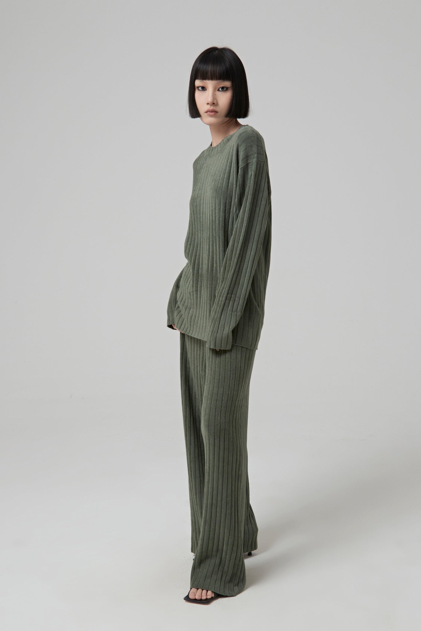 BLUEPRINT RIB SWEATER