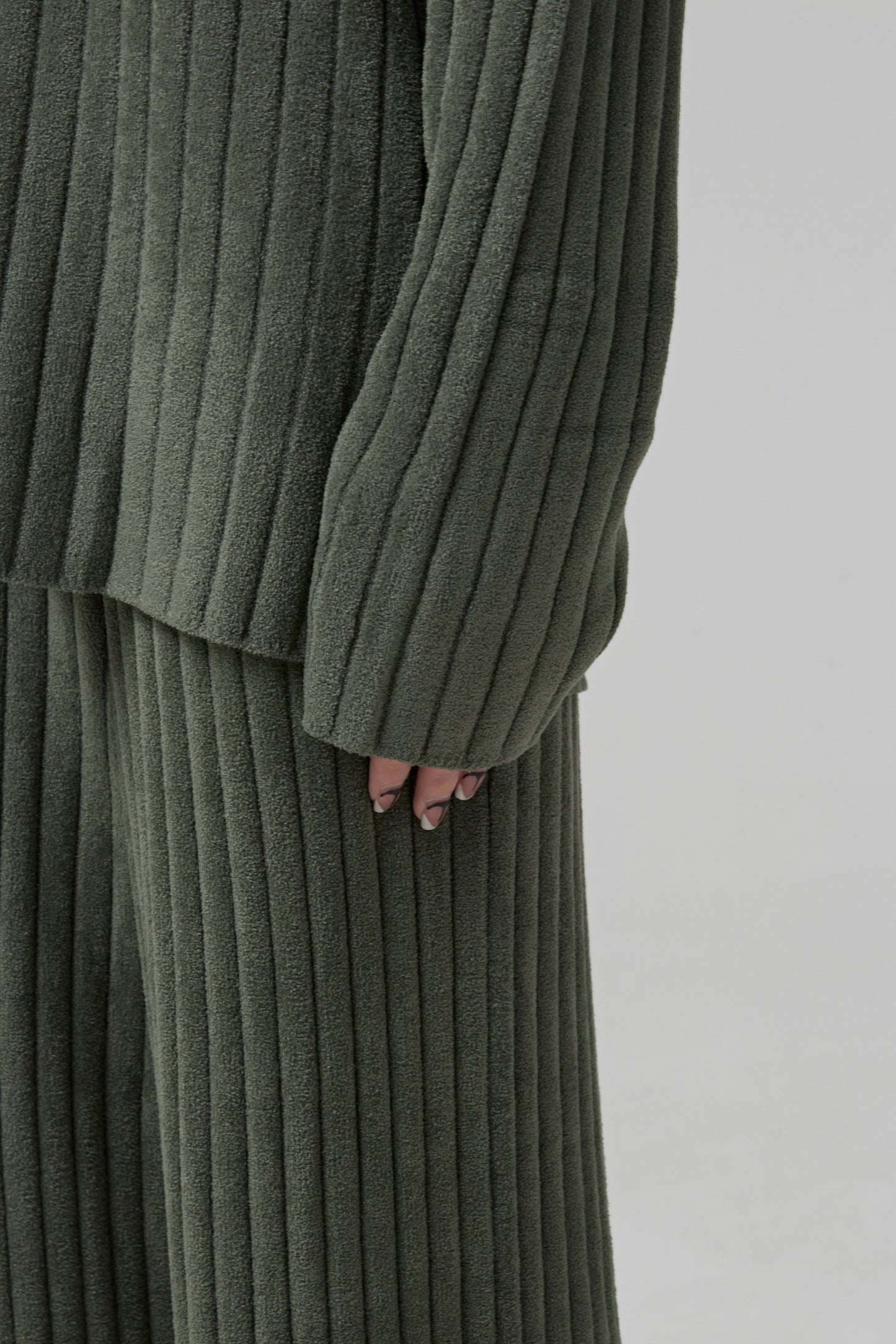 BLUEPRINT RIB SWEATER