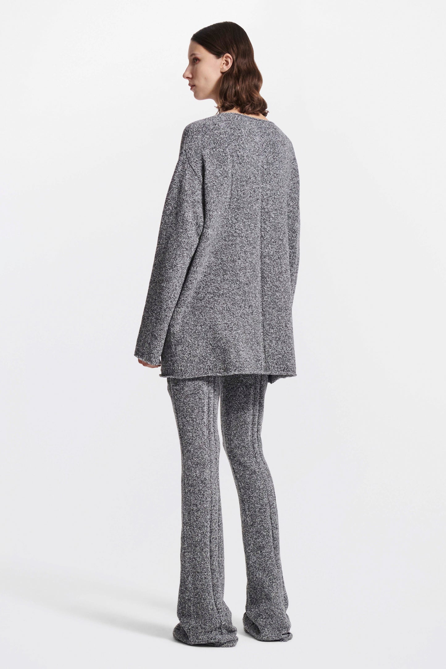 MARLED VELVET BOUCLE V NECK