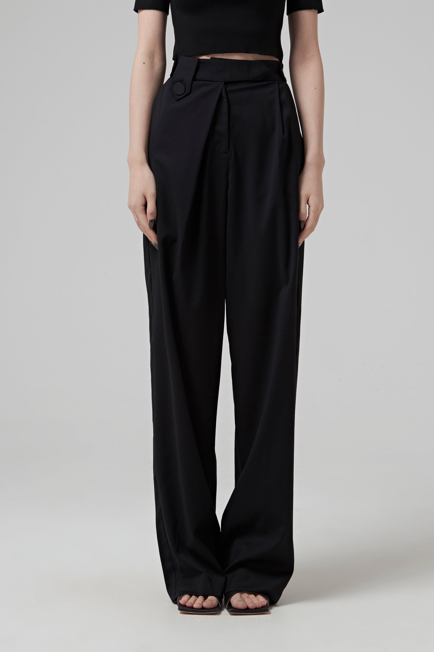 BELTED WOOL PLEATTROUSER