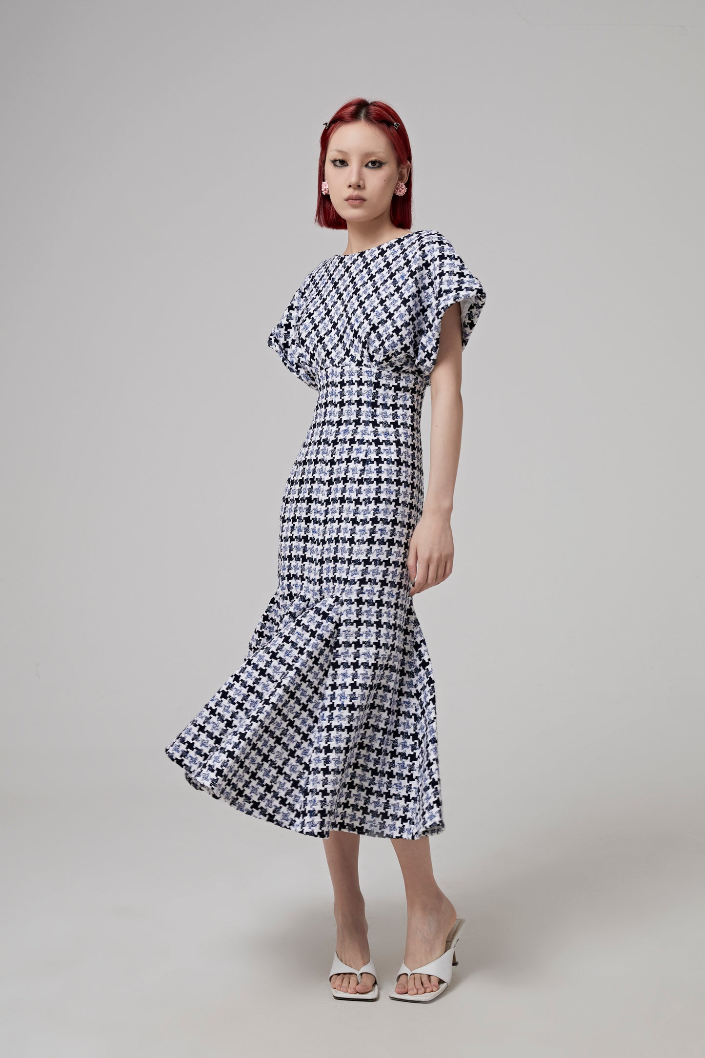 S/S FITTED MIDI DRESS W/ FLARE SKIRT HEM