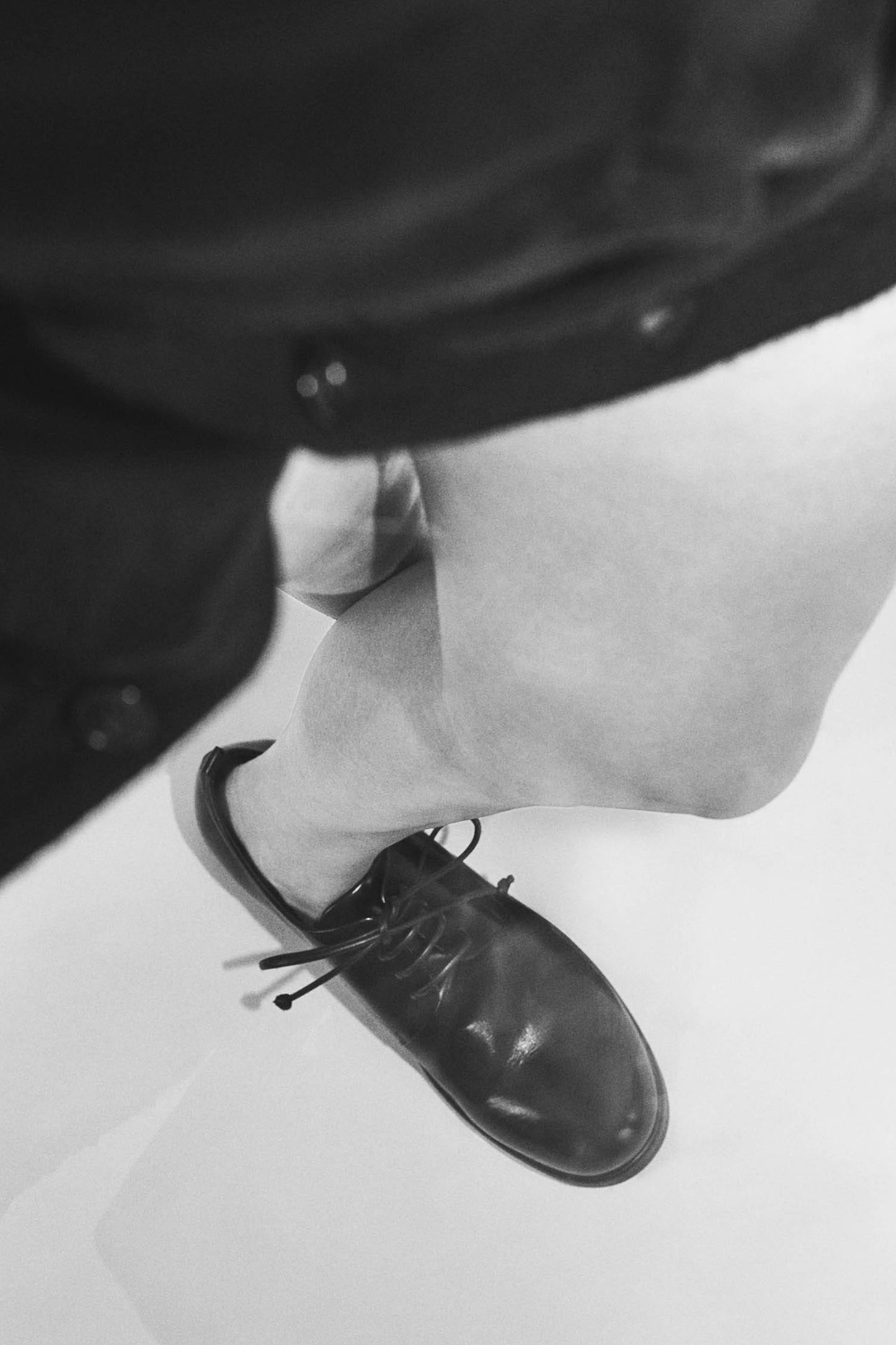 MW2180 LEATHER FLATS