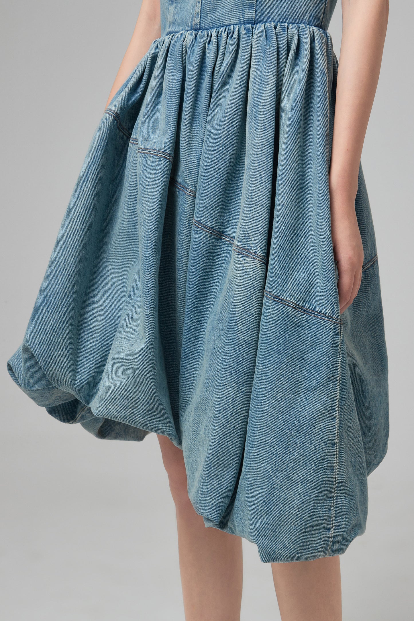 BLUE BALLOON DENIM DRESS