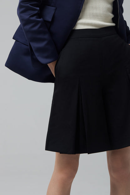BLACK WOOL SHORTS