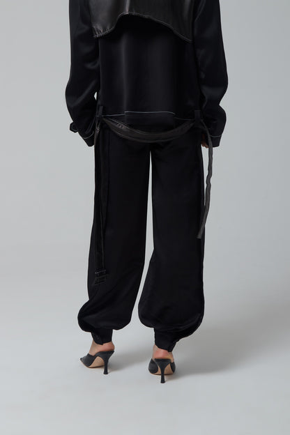 BLACK SILKY PLEATED TROUSERS