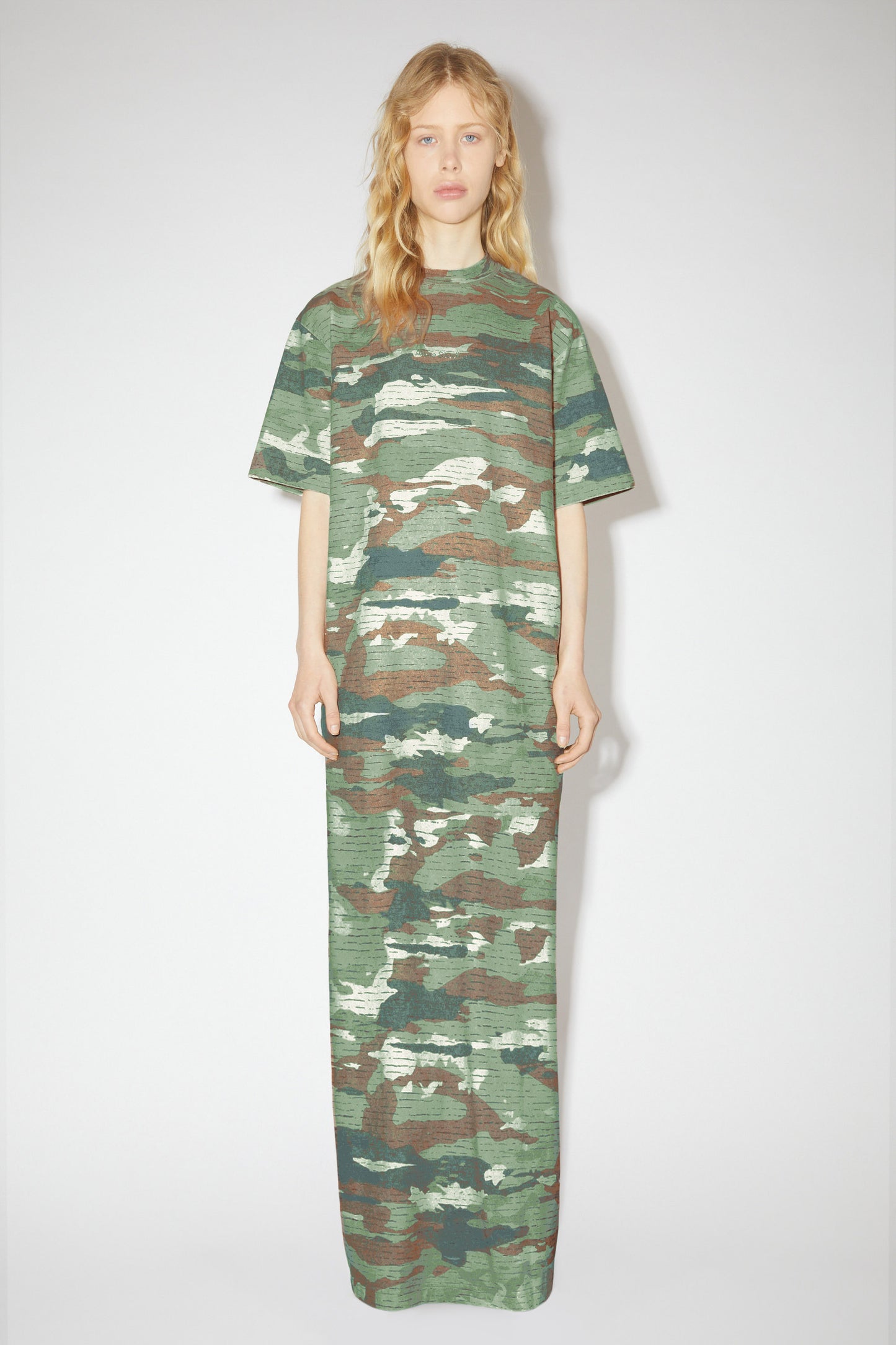 FN-UX-DRES000001