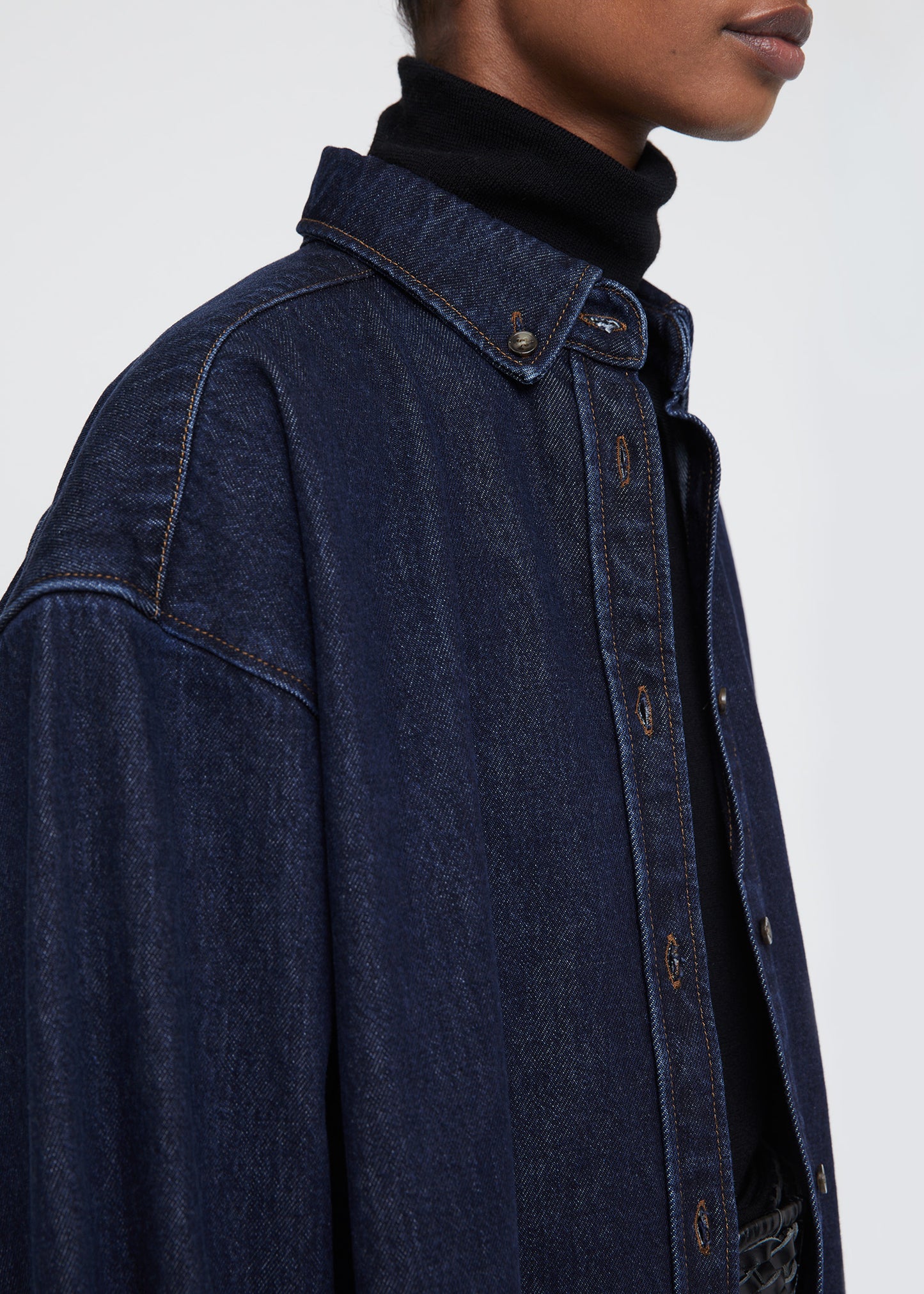 LONG DENIM SHIRT