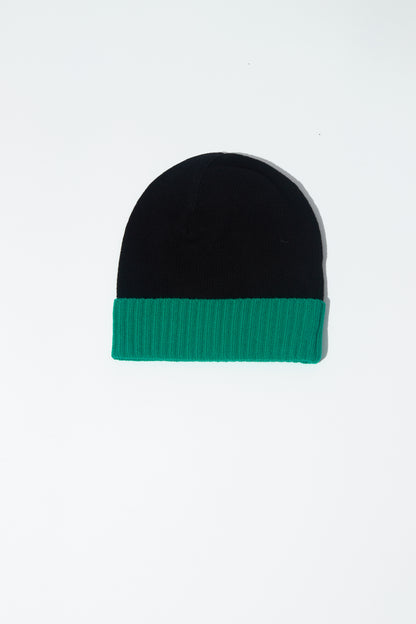 KNITTED HAT
