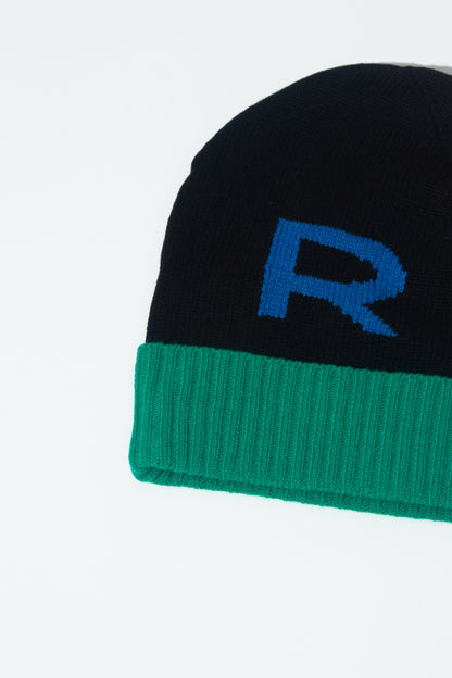 KNITTED HAT