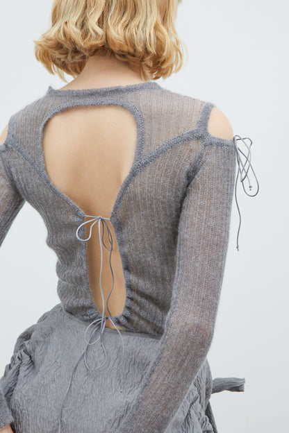 TOP WITH CUT-OFF SHOULDERS