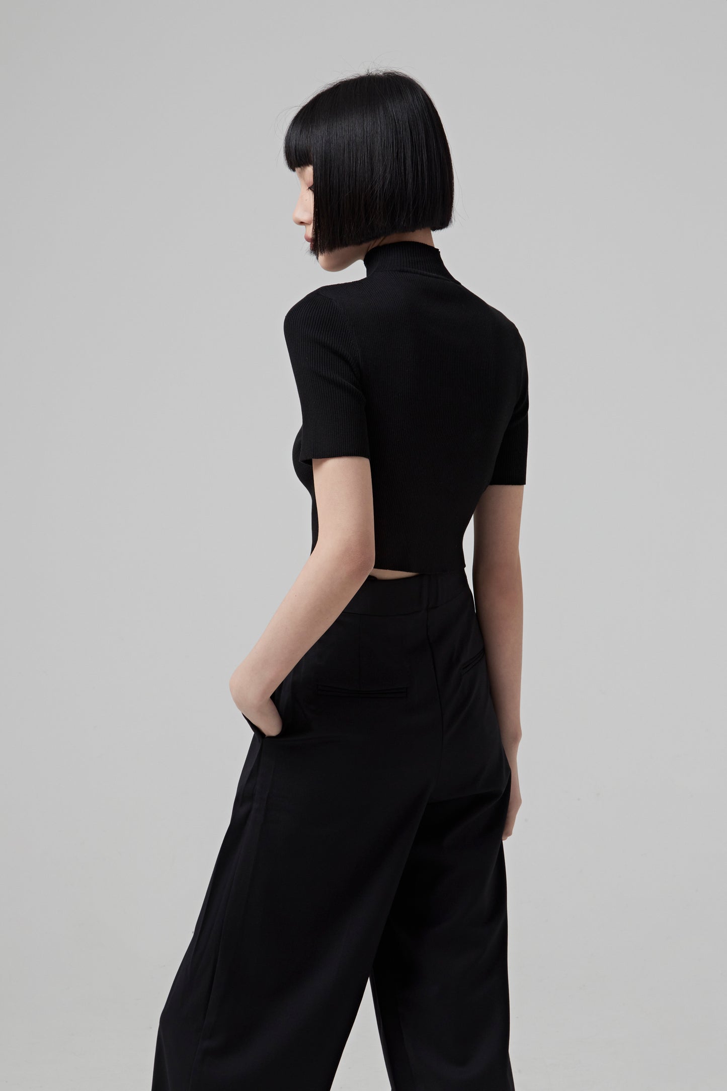 SHORT SLEEVE MOCK NE