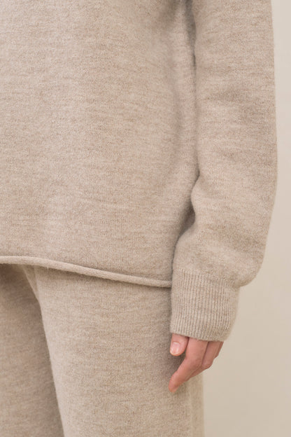 BASE CREWNECK