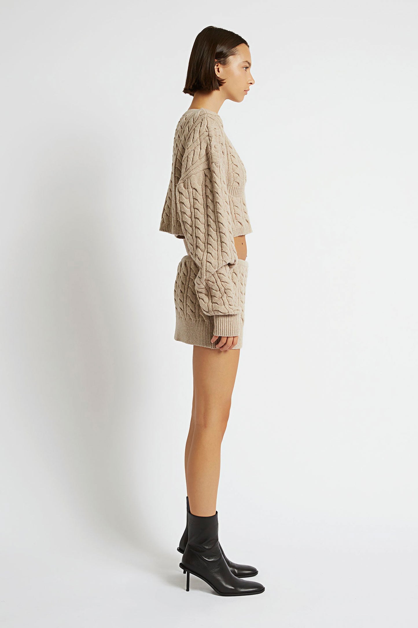 CABLE KNIT MICRO SKIRT
