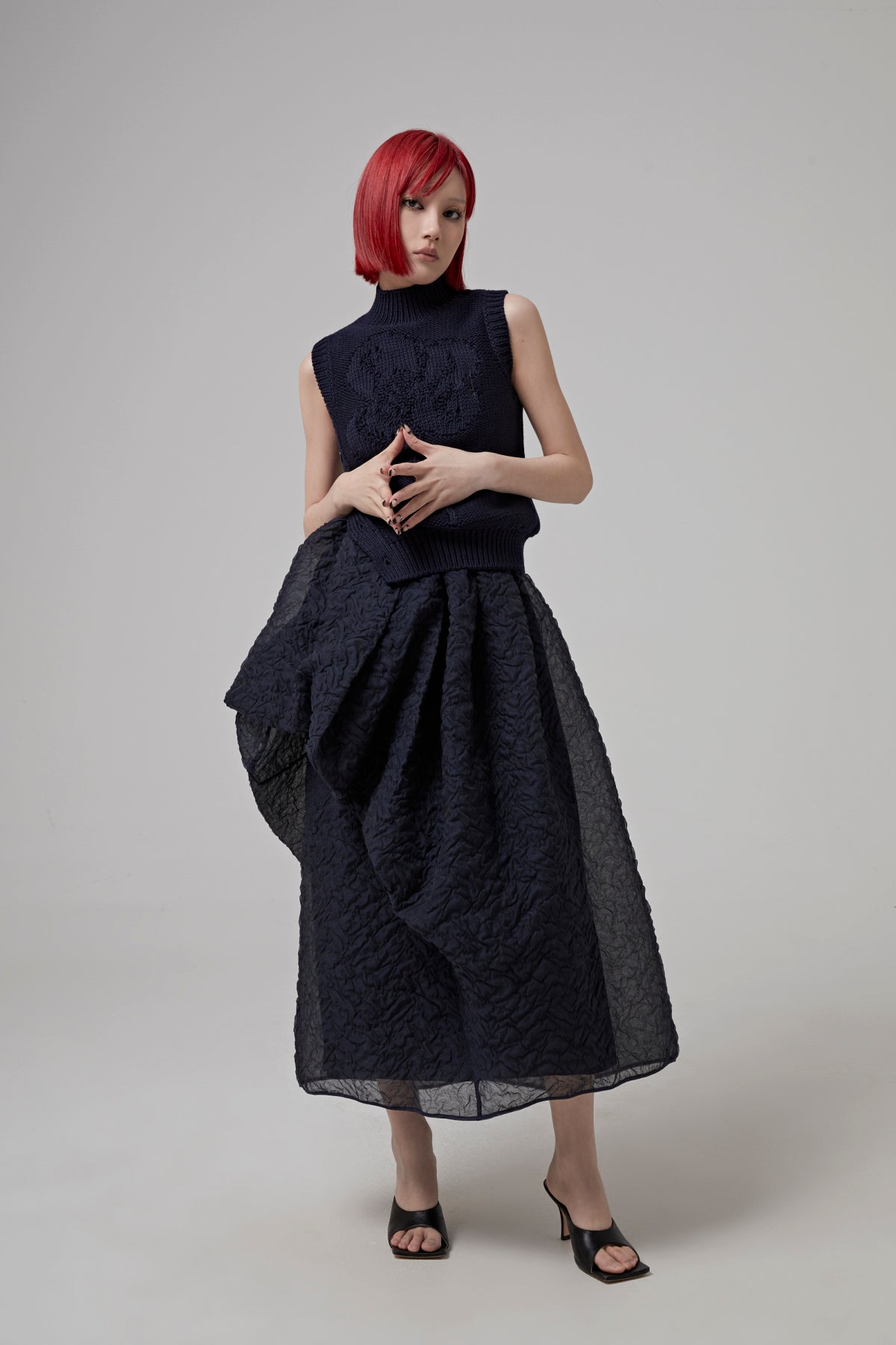 IRINA VEST