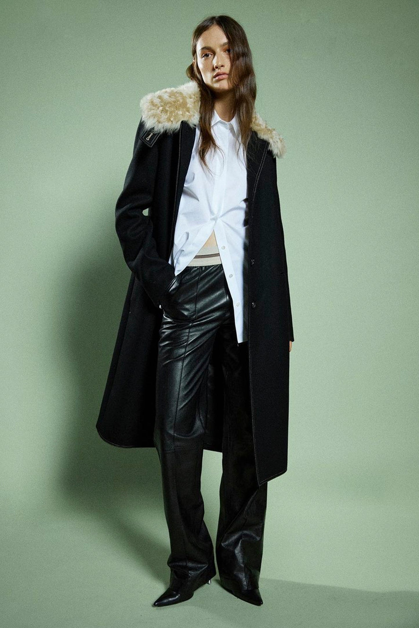 FUR COLLAR COAT.DENS