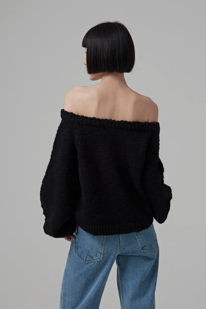 OFF SHOULDER TOP.SLU