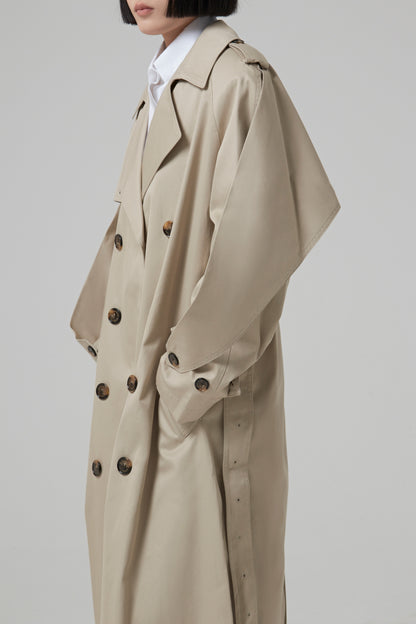 TRENCHCOAT