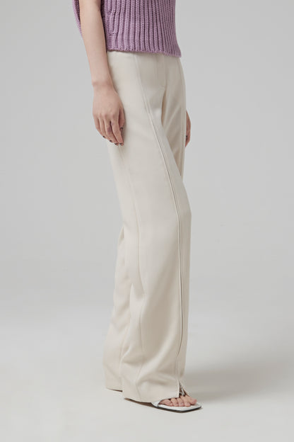 WIDE PANTS IN RECYCLED GABARDINE ZIPPED ON THE TOP OF THE LEG