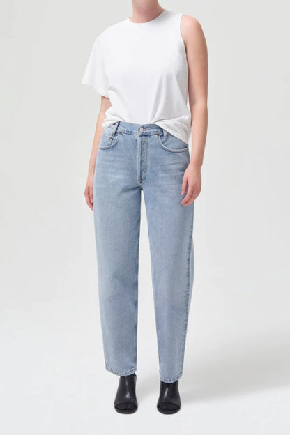 TAPERED BAGGY IN DIMENSION
