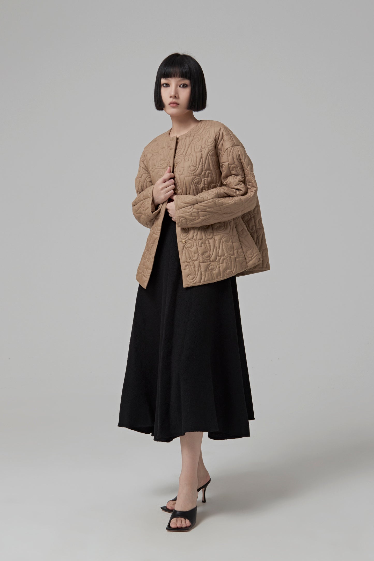 SHORT COAT