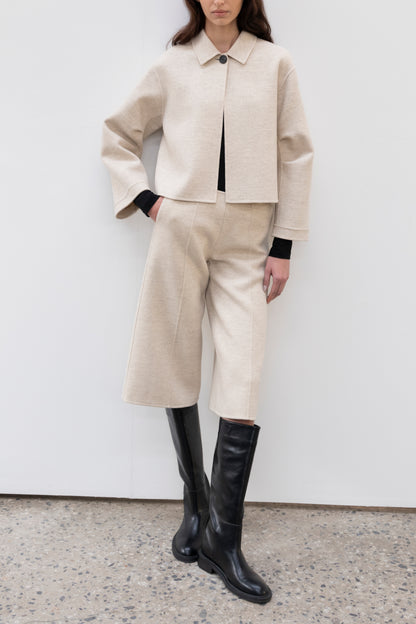 DOUBLE FACE CROP PANTS