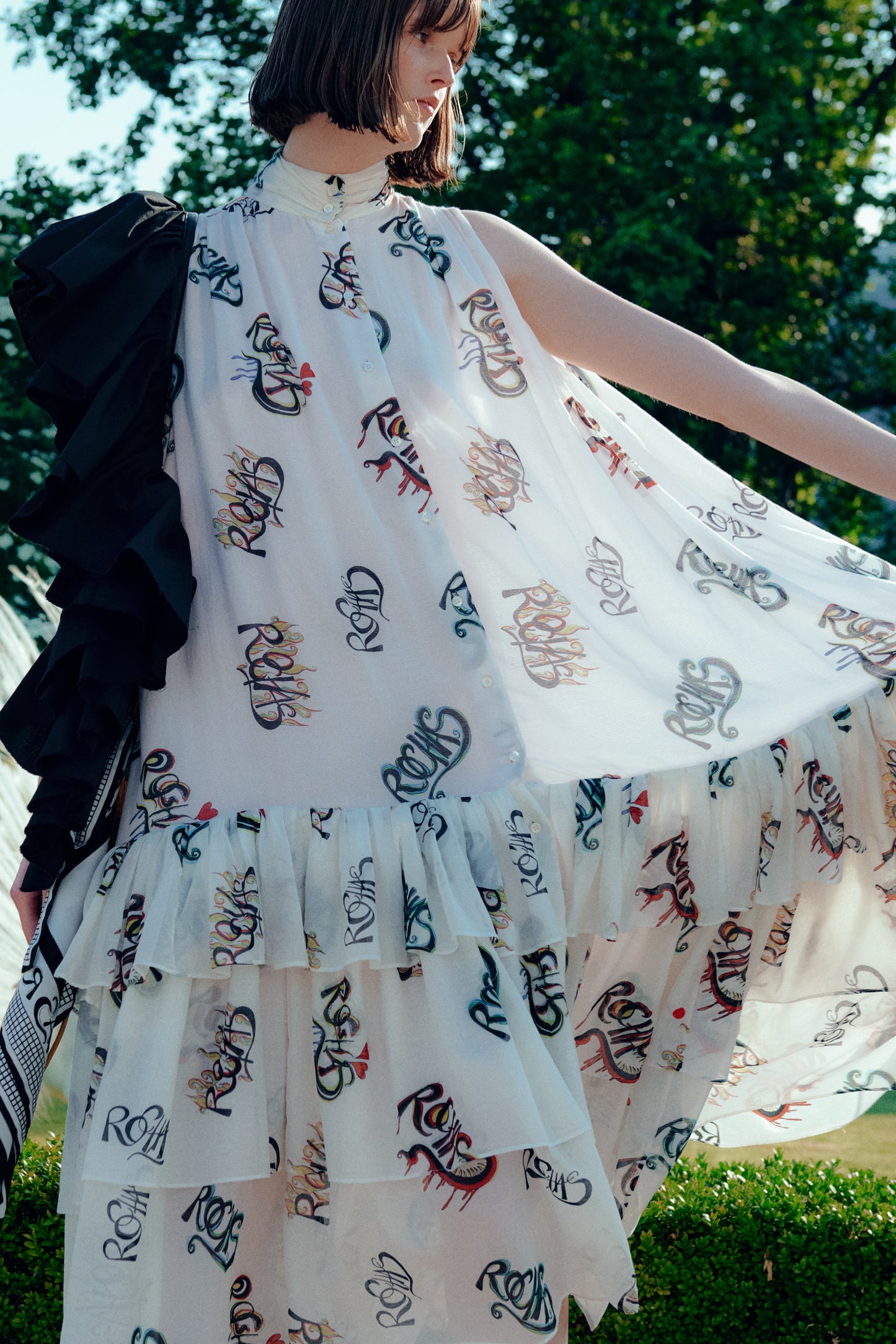 DRESS