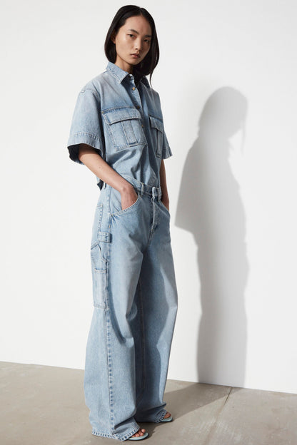 LOOSE FIT STRAIGHT LEG JEANS