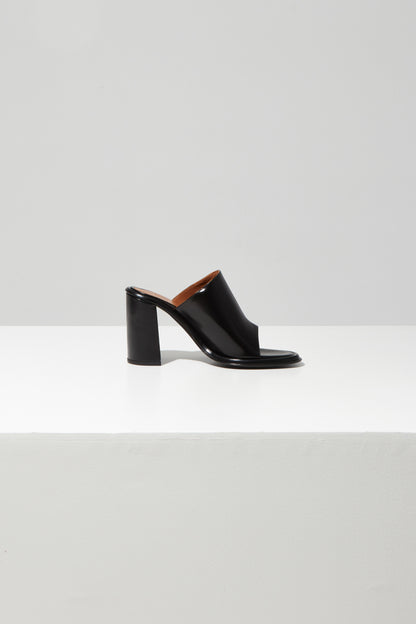 BLOCK HEEL MULES