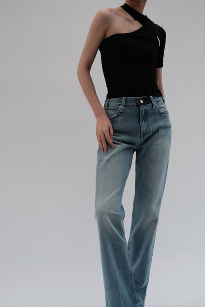 STRAIGHT LEG JEANS WITH 7 LOOPS