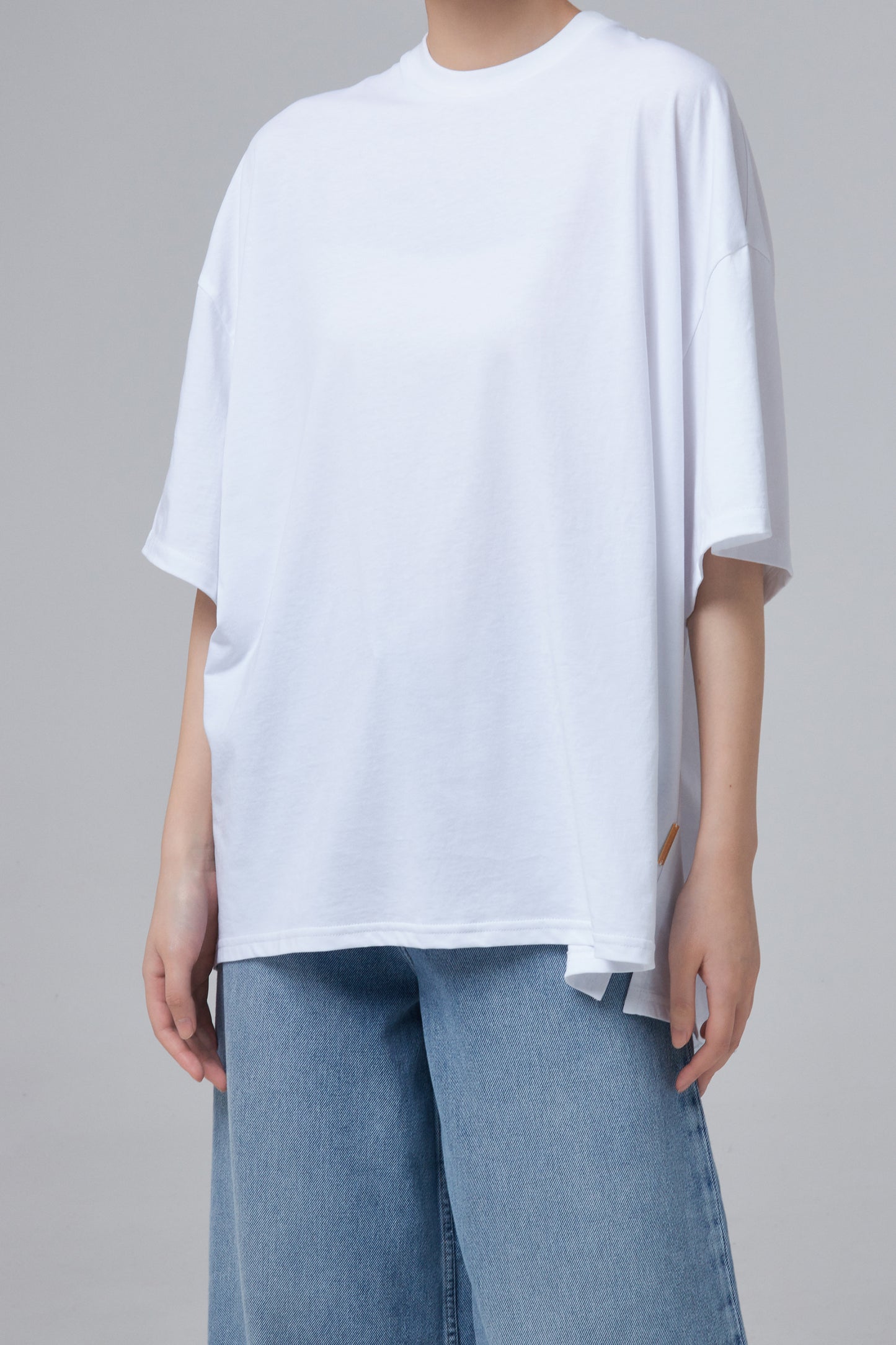 OVERSIZE T-SHIRT