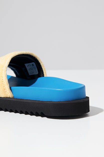 POOL SLIDES IN SPONGE FABRIC