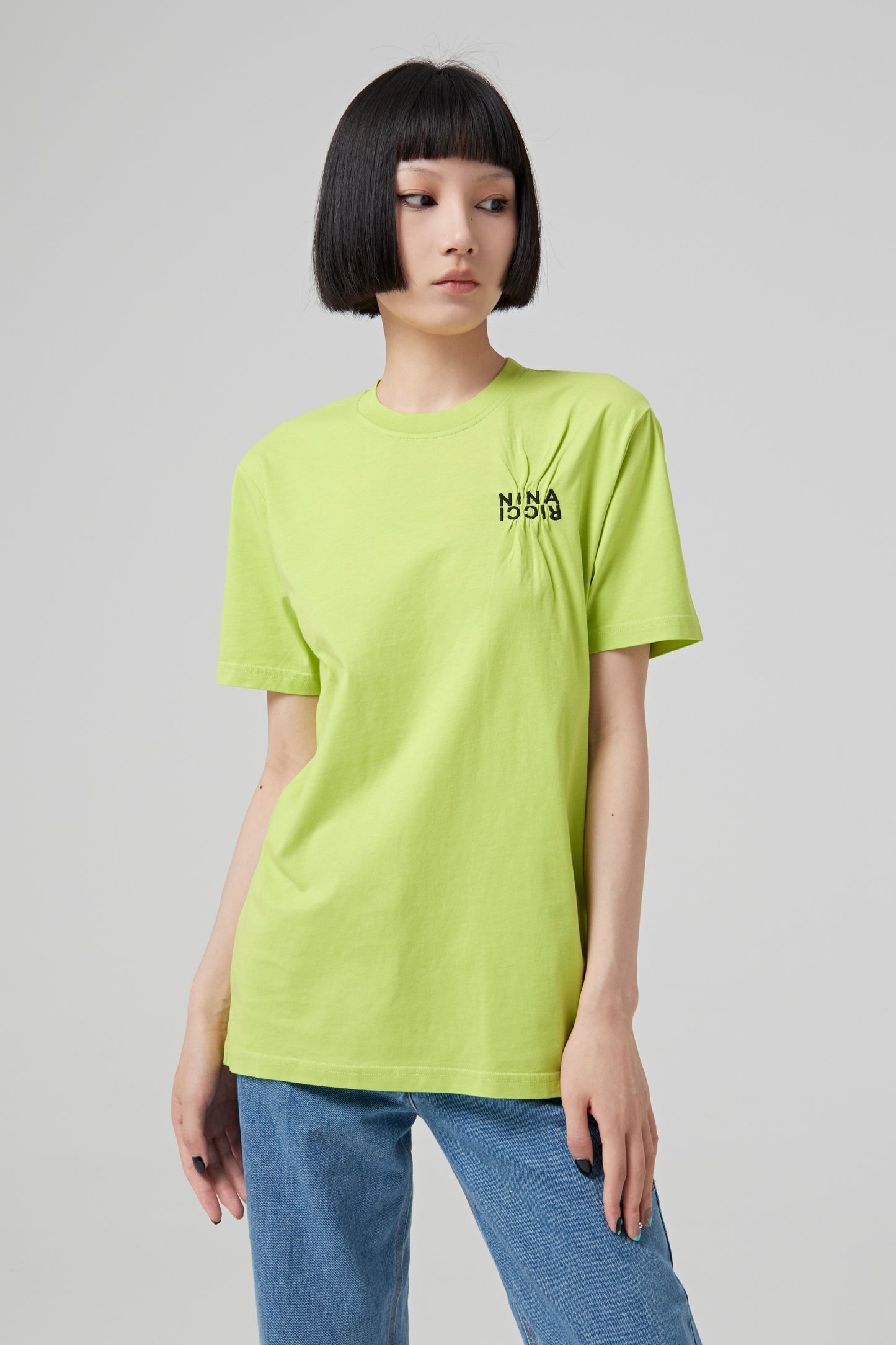 T SHIRT WITH EMROIDERY NINA RICCI CONTRASTED ON THE CHEST
