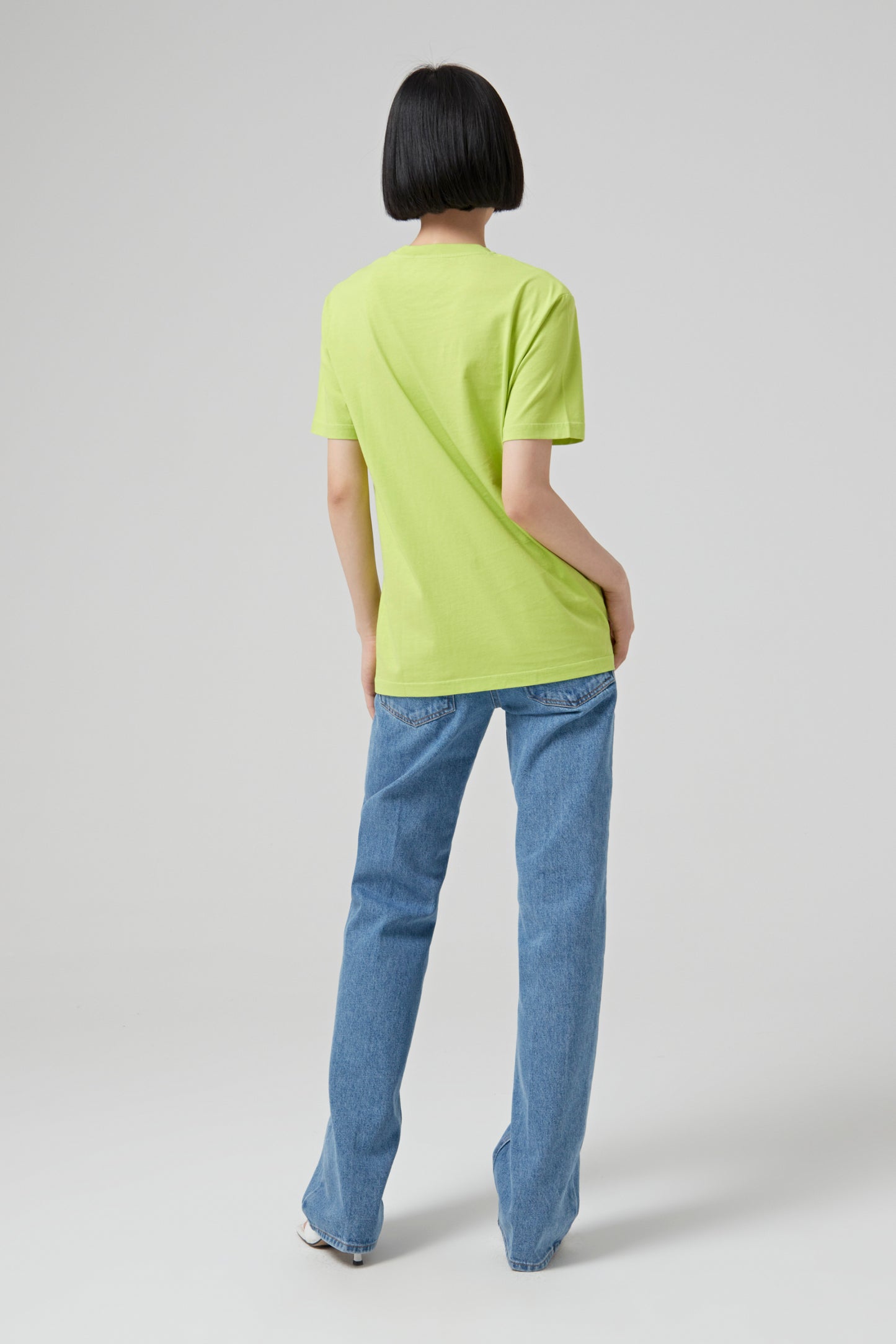 T SHIRT WITH EMROIDERY NINA RICCI CONTRASTED ON THE CHEST