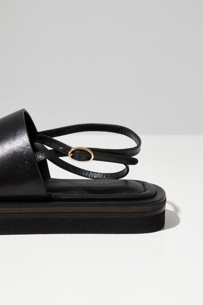 STRAPPY FLAT SANDALS