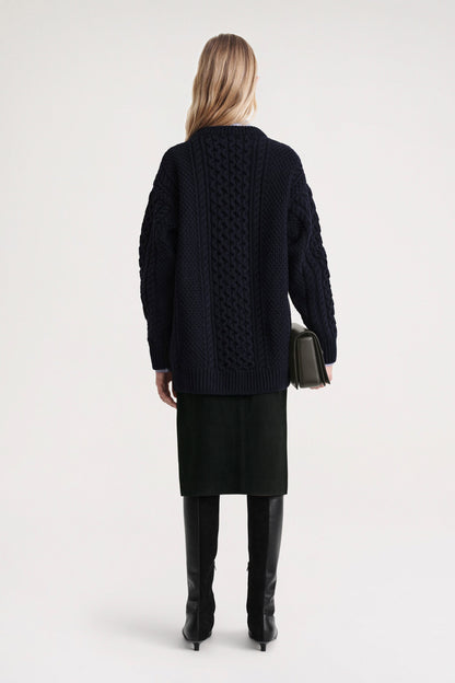 Chunky Cable Knit