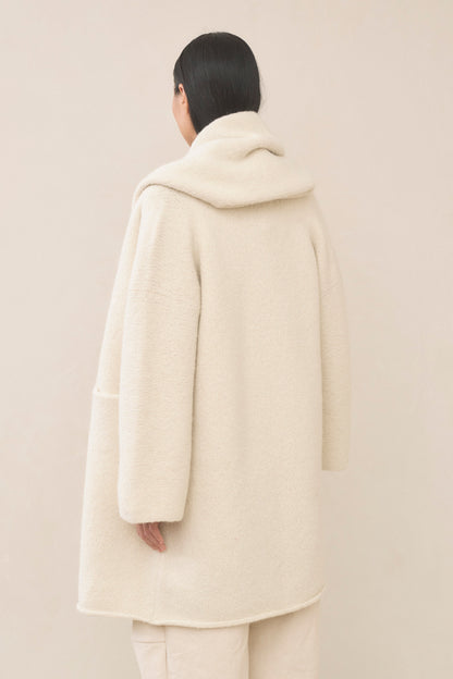 CAPOTE COAT