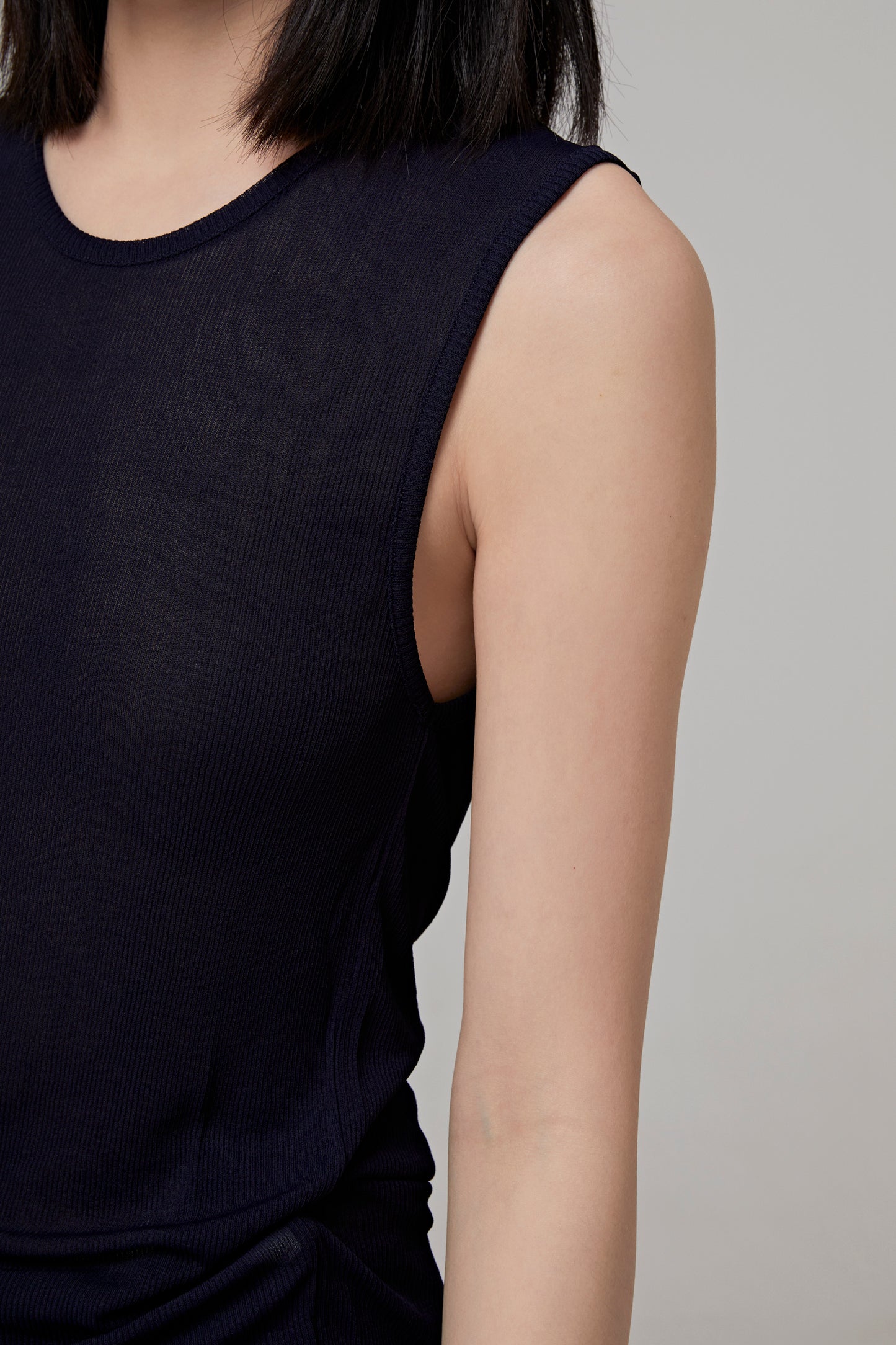 LONG TANKTOP