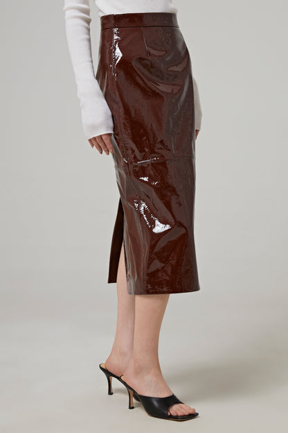 MIDI SKIRT IN PATENT LEATHER