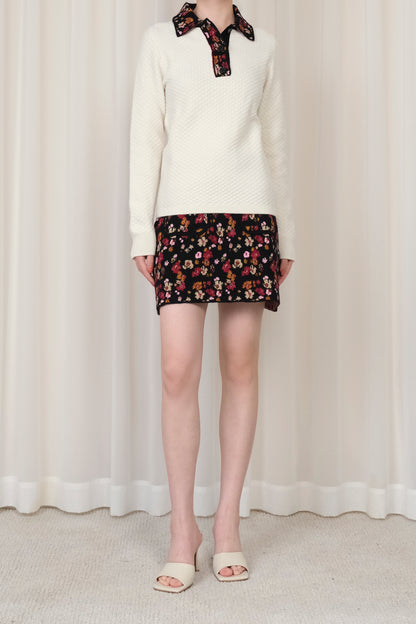 LADIES SKIRT WITH GOLD GARDEN