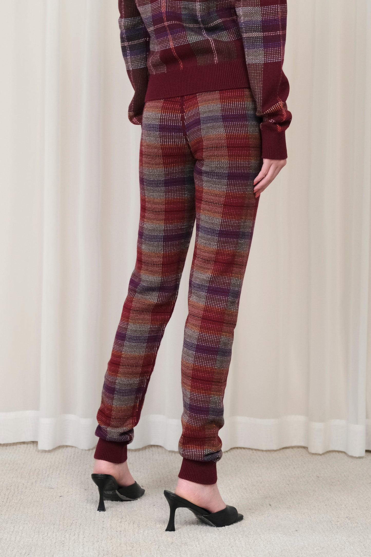 LADIES LEGGINGS FUZZY TARTAN
