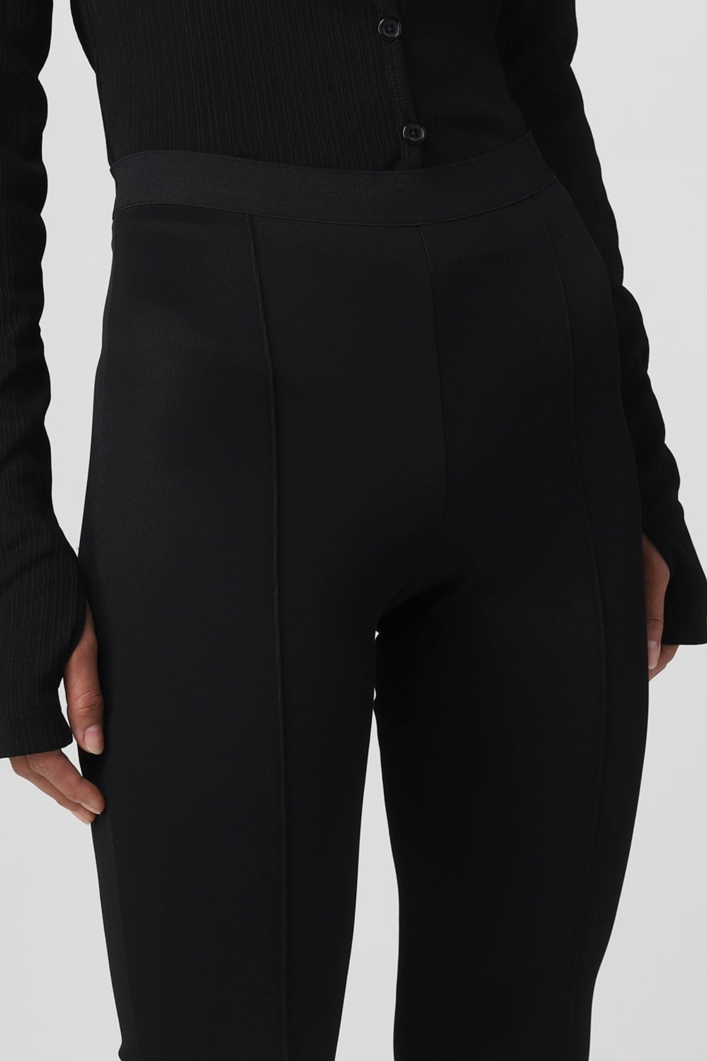 cropped flare ribbon