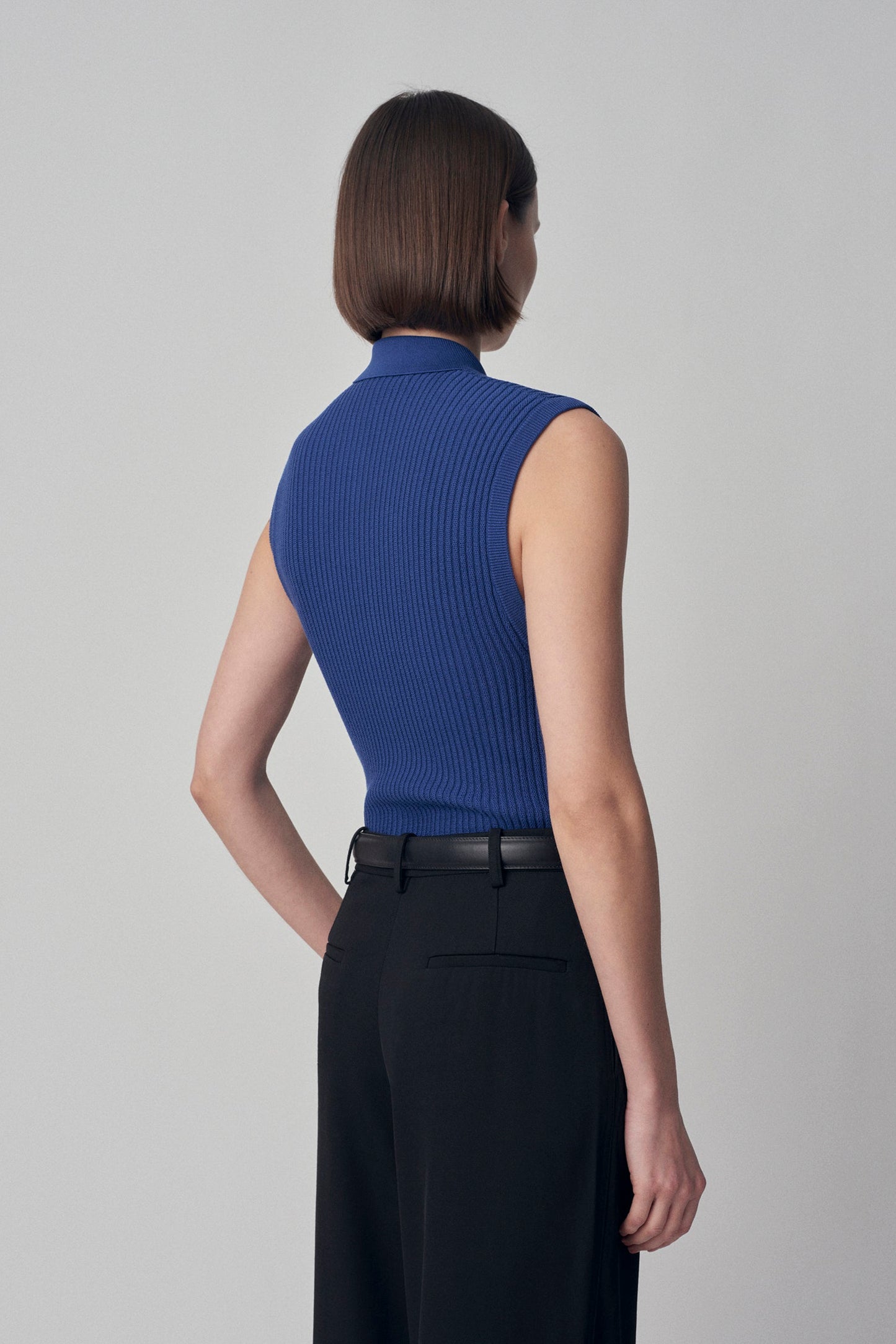 SILK KNIT VEST