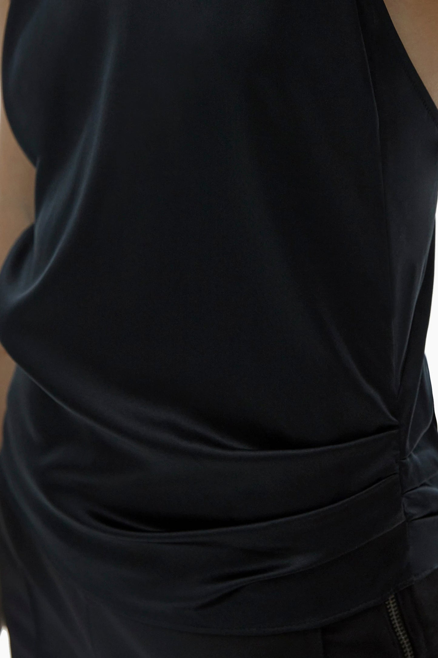 mknk halter top.str