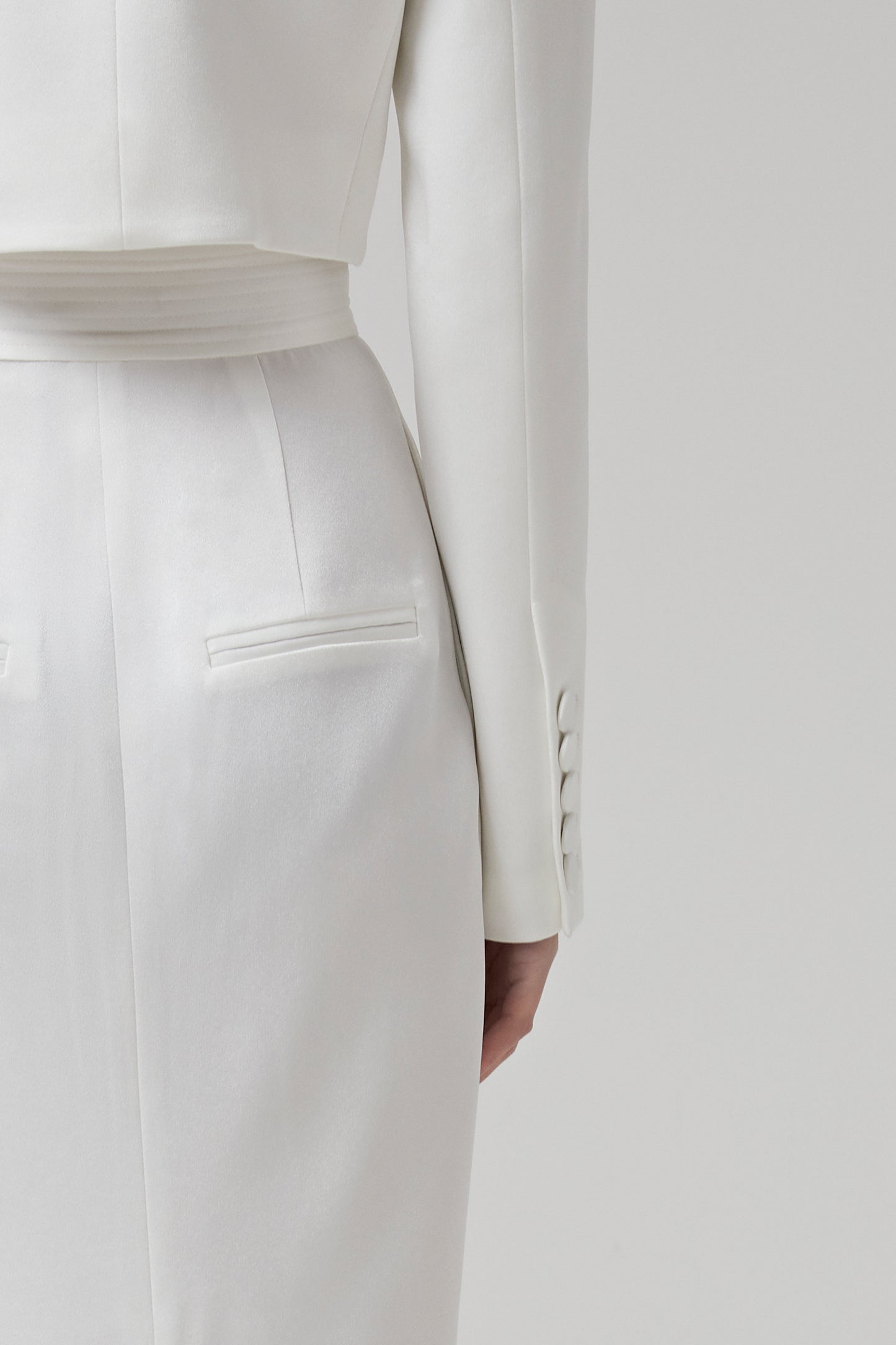 PURE WHITE SLIT LONG SKIRT
