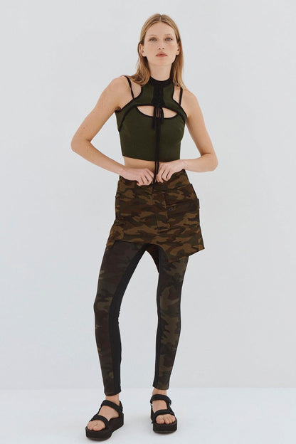 HALTER NECK KNIT TOP