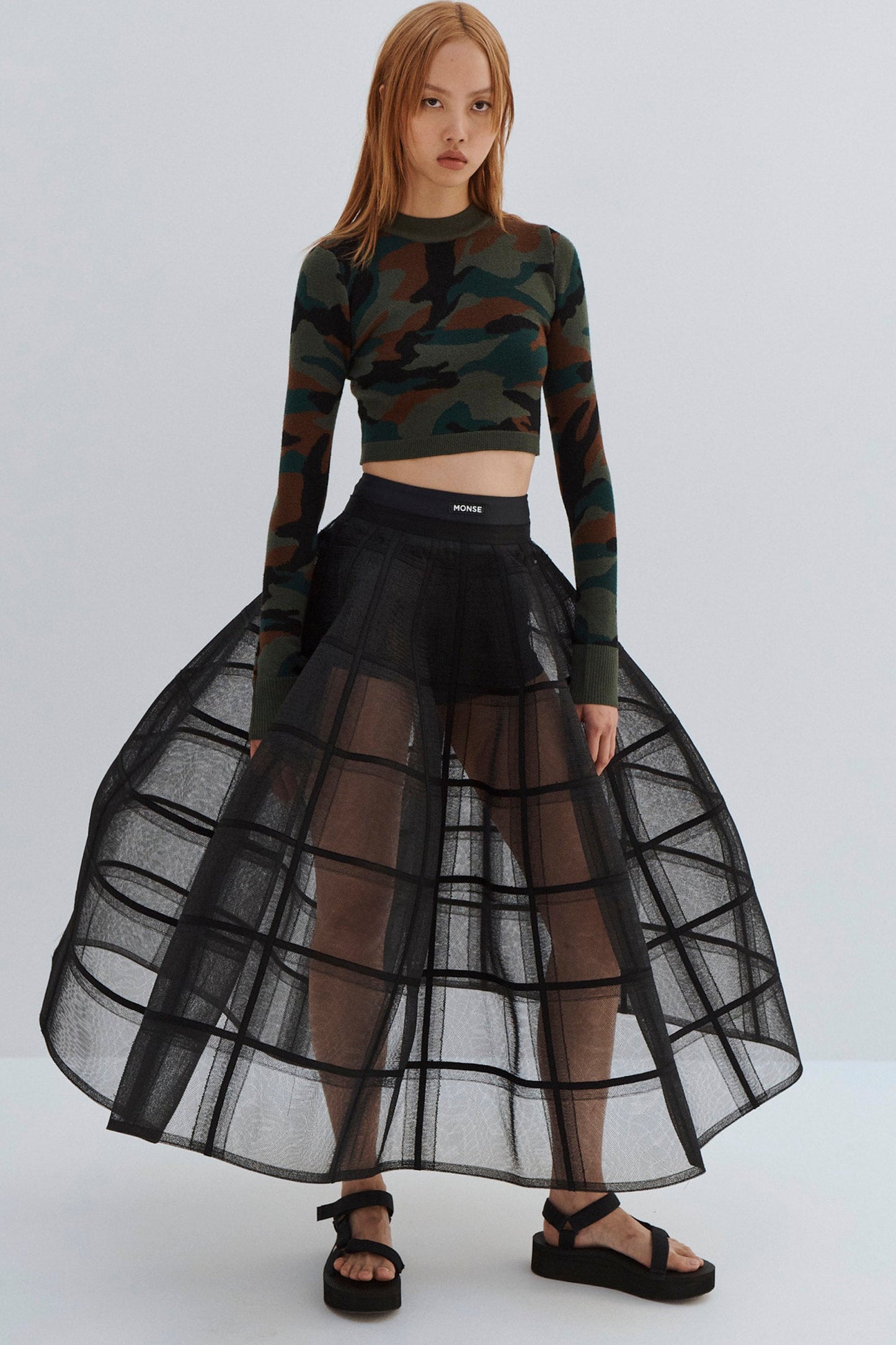 CAMO CROPPED SWEATER