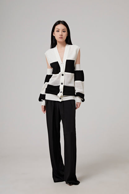 CUT OUT OVERSIZED V NECK CARDIGAN