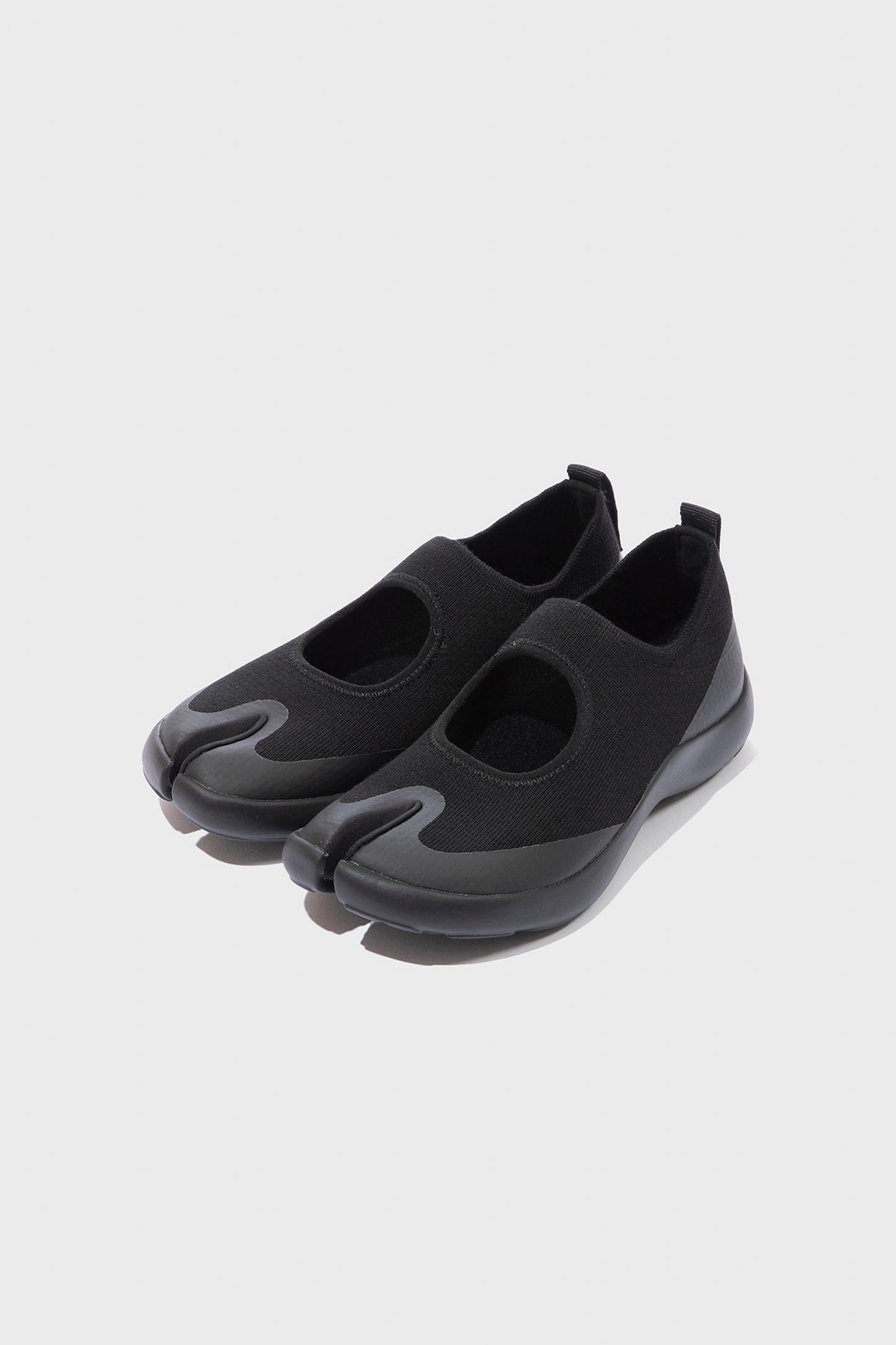 SANDAL