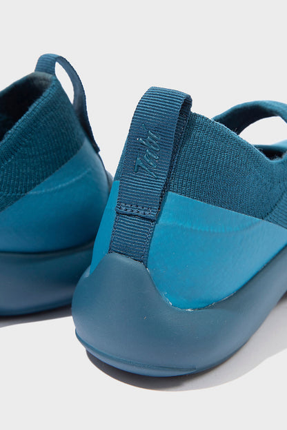 SANDAL